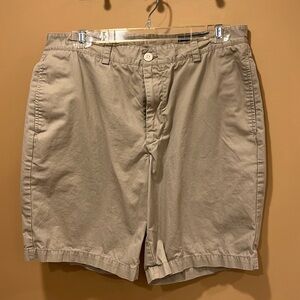 VINEYARD VINES SHORTS